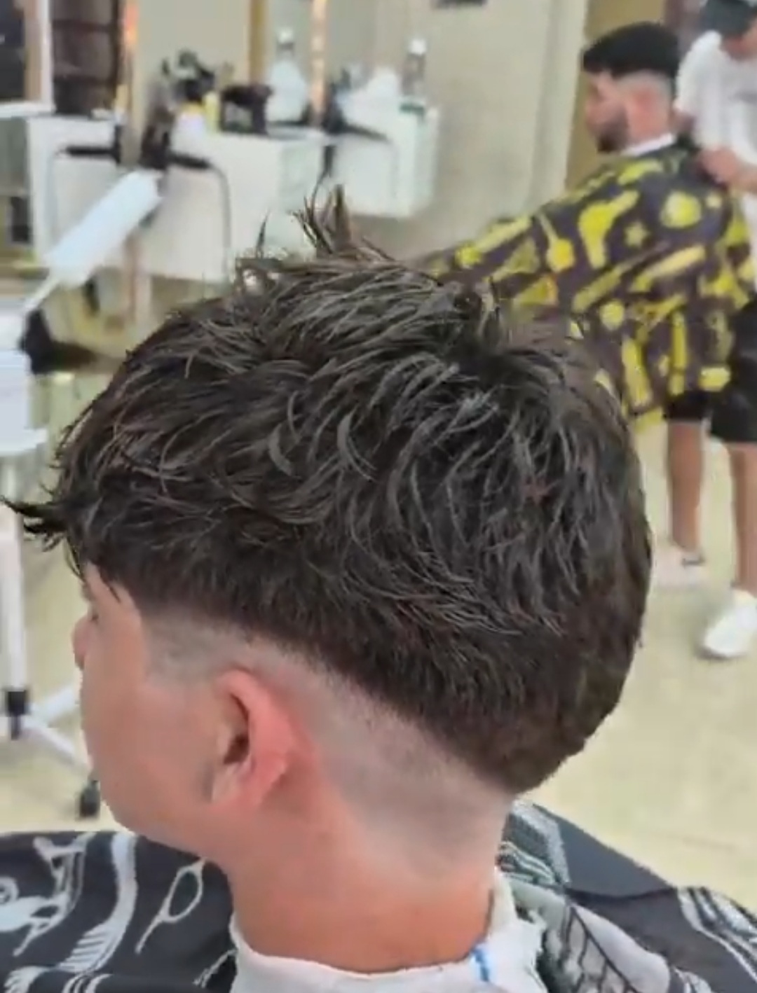 Corte con textura natural y fade
